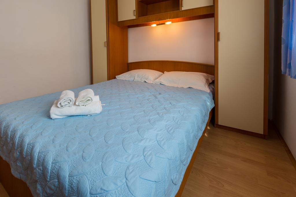 Apartments Marica Нови Винодолски Екстериор снимка