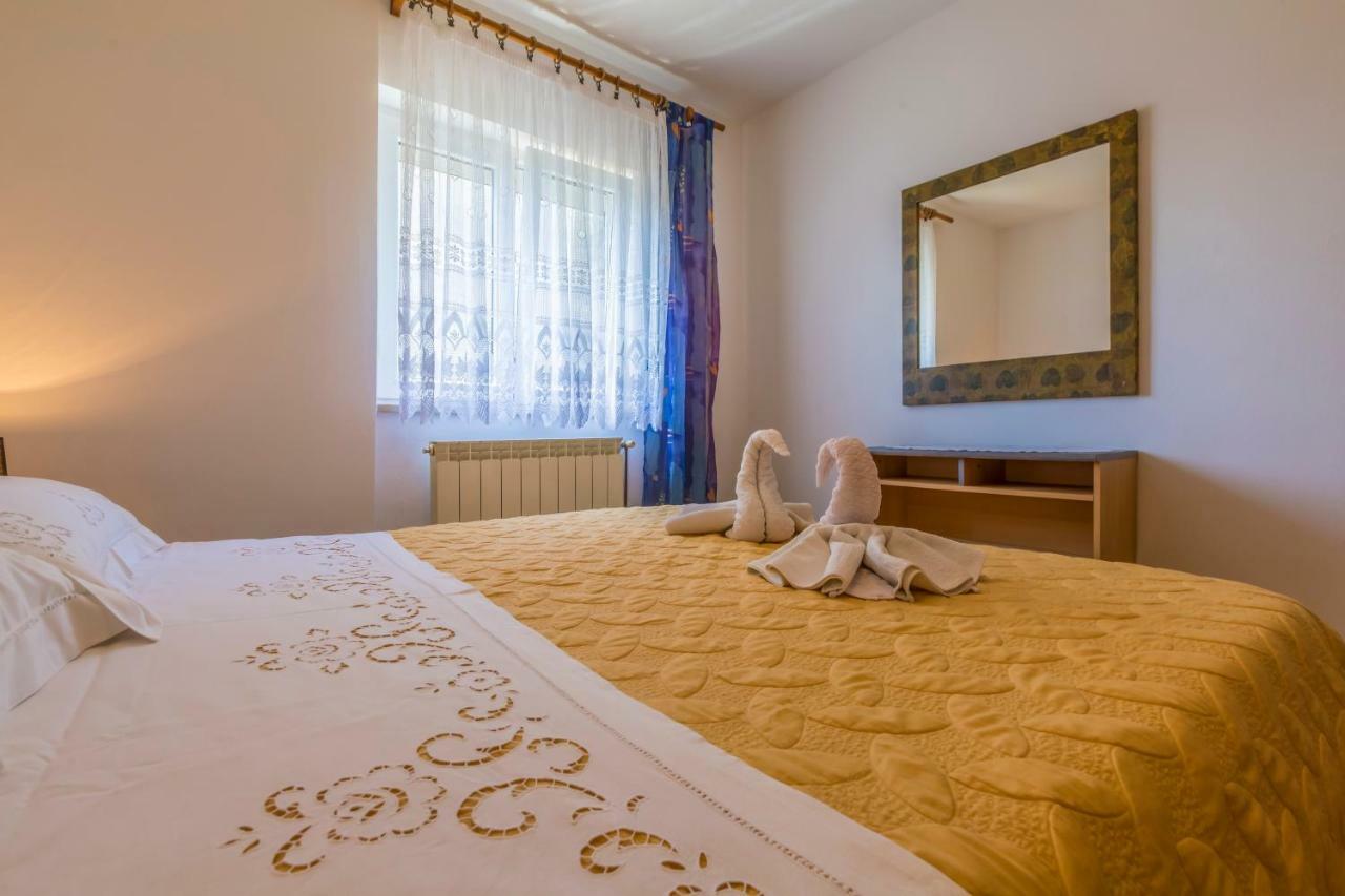 Apartments Marica Нови Винодолски Екстериор снимка