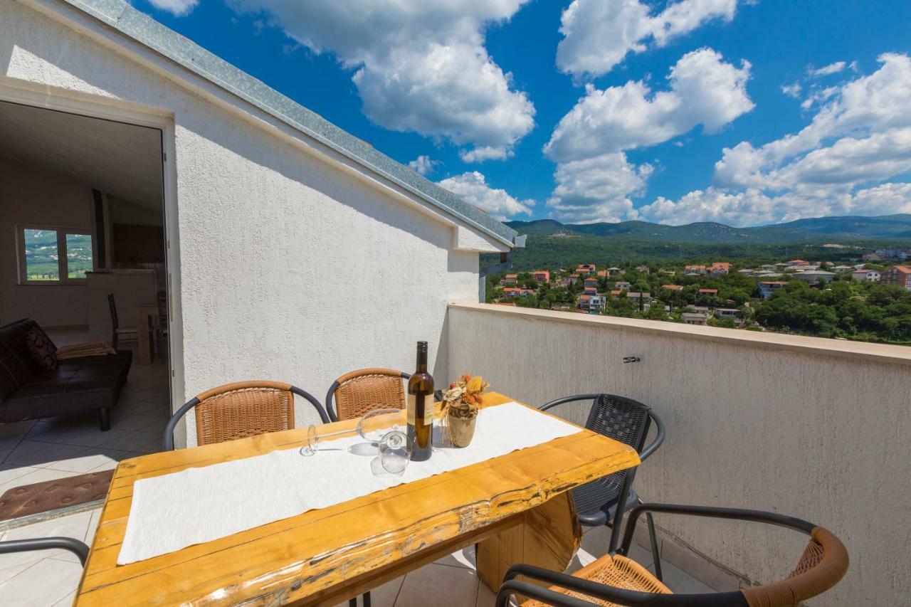Apartments Marica Нови Винодолски Екстериор снимка