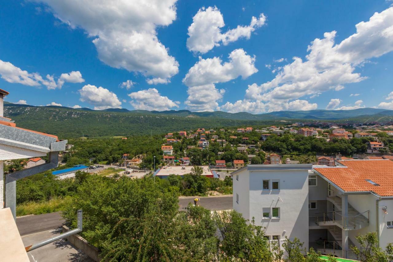 Apartments Marica Нови Винодолски Екстериор снимка