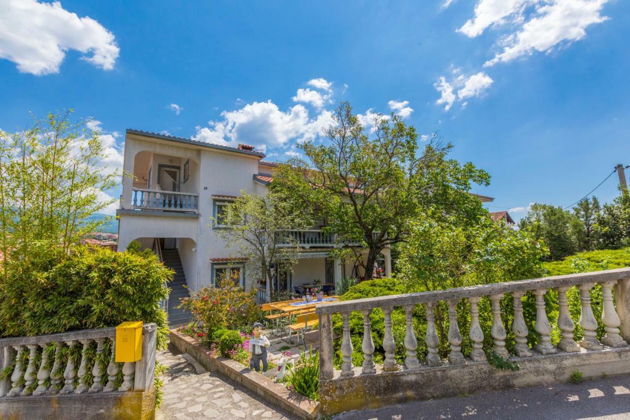Apartments Marica Нови Винодолски Екстериор снимка