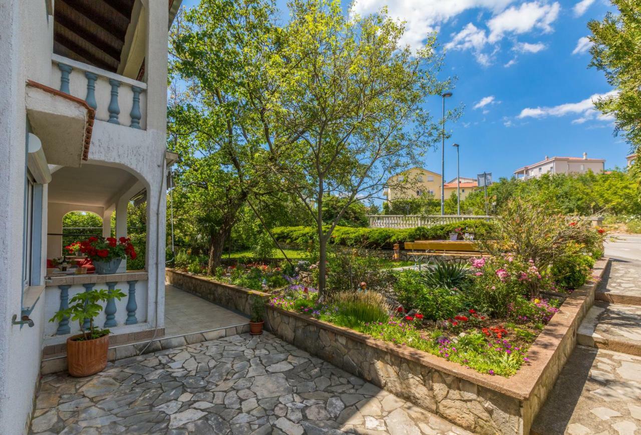 Apartments Marica Нови Винодолски Екстериор снимка